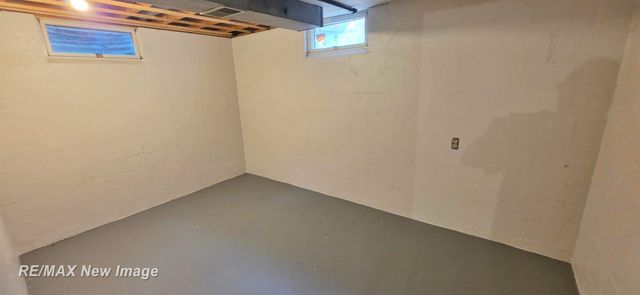 4445 Eastport Drive, Bridgeport, MI 48722