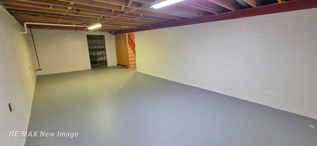 4445 Eastport Drive, Bridgeport, MI 48722