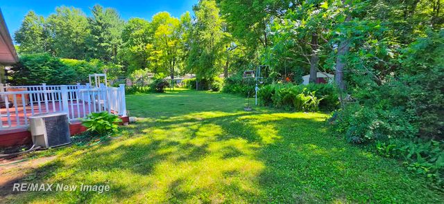 4445 Eastport Drive, Bridgeport, MI 48722