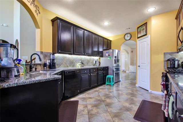 1242 S Maple Drive, Katy, TX 77493