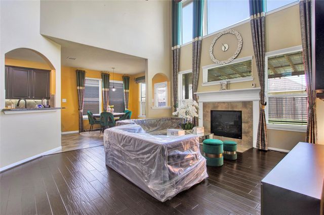 1242 S Maple Drive, Katy, TX 77493