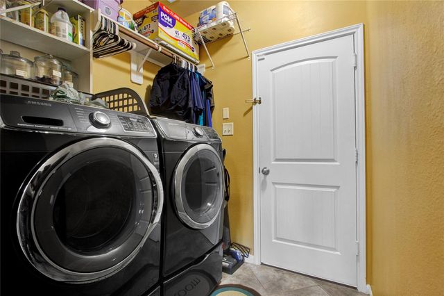 1242 S Maple Drive, Katy, TX 77493