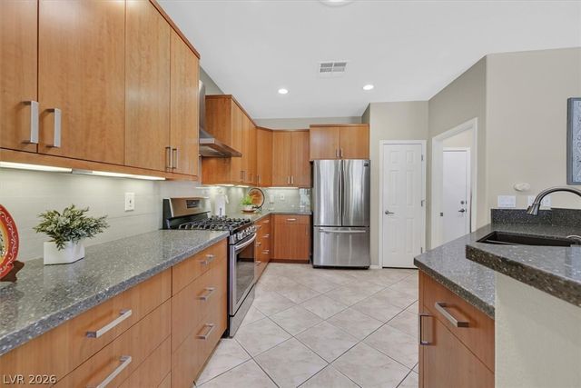 2200 Stony Prairie Court, Henderson, NV 89052