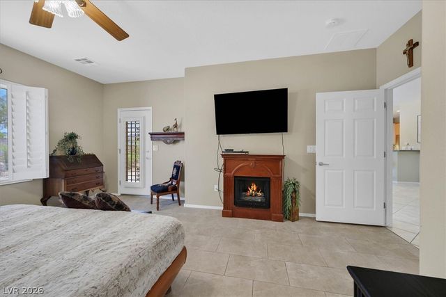 2200 Stony Prairie Court, Henderson, NV 89052