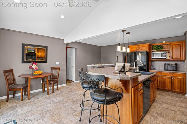 25202 Anchorage Street, Harrison Charter Township, MI 48045