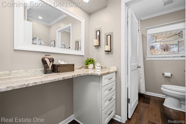 25202 Anchorage Street, Harrison Charter Township, MI 48045