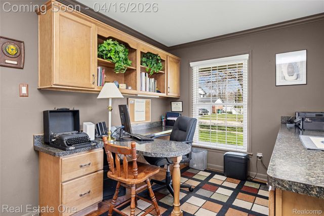 25202 Anchorage Street, Harrison Charter Township, MI 48045