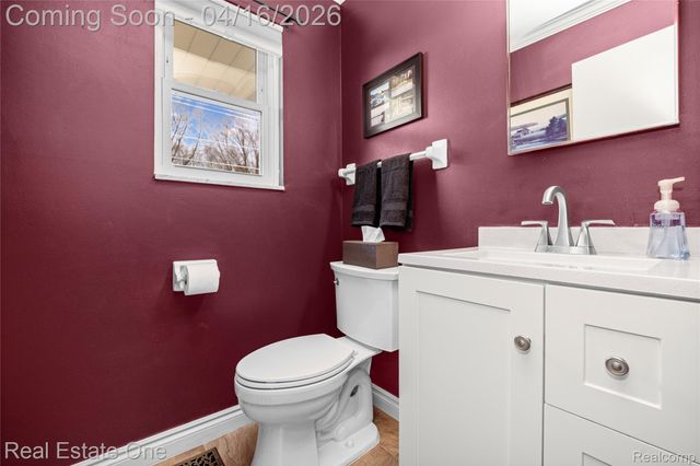 25202 Anchorage Street, Harrison Charter Township, MI 48045