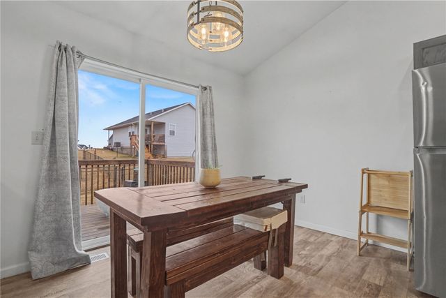 111 Blue Jay Avenue, Vinton, IA 52349