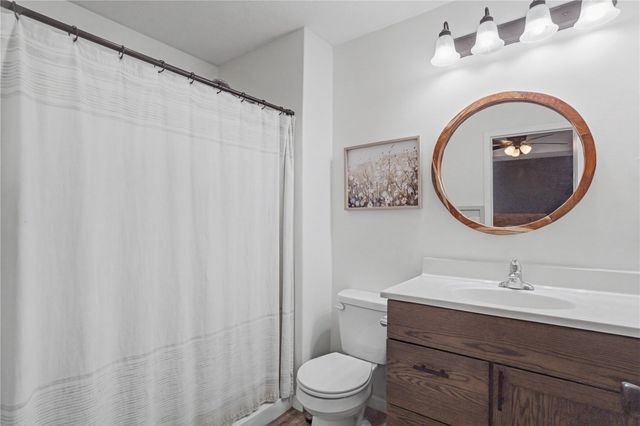 111 Blue Jay Avenue, Vinton, IA 52349