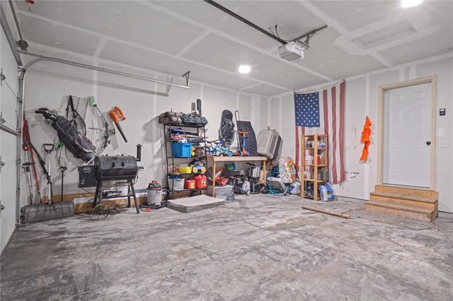 111 Blue Jay Avenue, Vinton, IA 52349