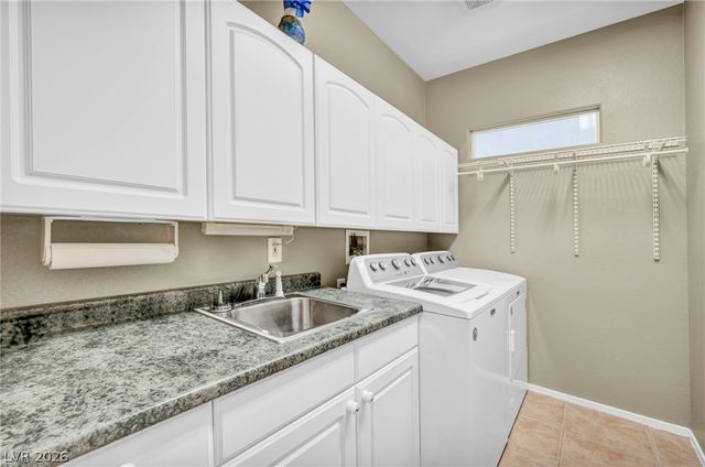 3682 Moonlit Rain Drive, Las Vegas, NV 89135