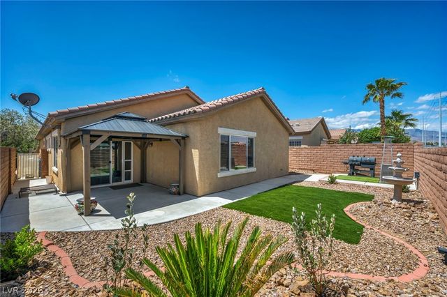 3682 Moonlit Rain Drive, Las Vegas, NV 89135