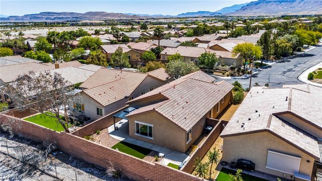 3682 Moonlit Rain Drive, Las Vegas, NV 89135