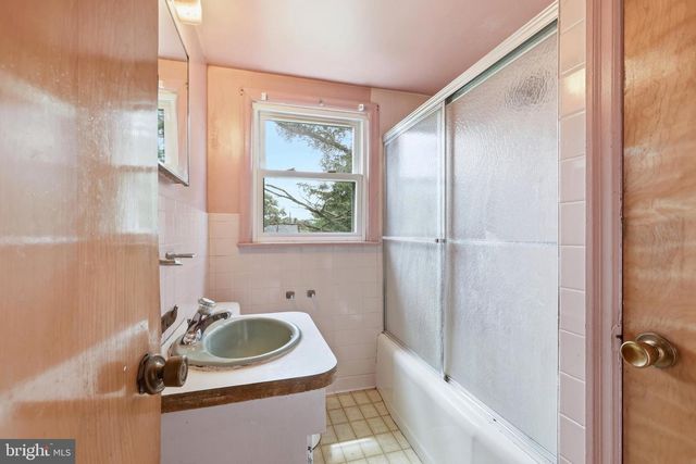 321 EDITH AVE, Woodbury, NJ 08096