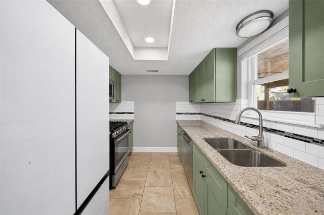 3111 Laurel Fork Drive, Kingwood, TX 77339