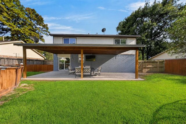3111 Laurel Fork Drive, Kingwood, TX 77339