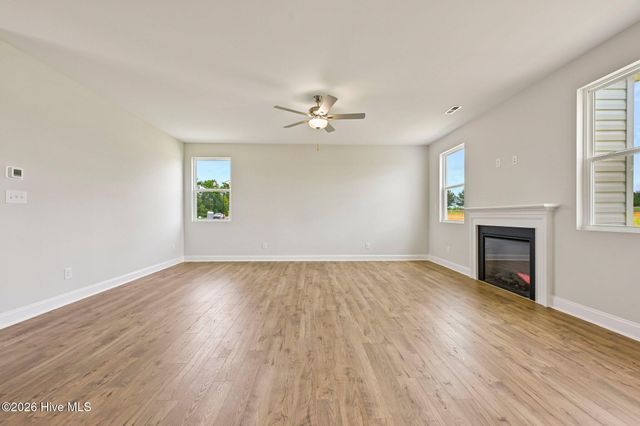 146 Maverick Lane, Dunn, NC 28334