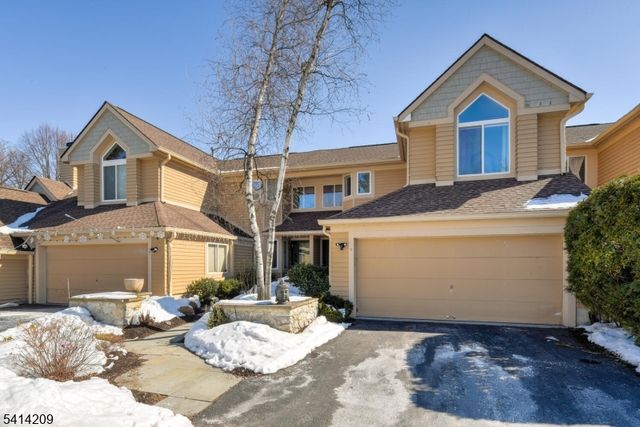 5 Sugar Maple Ln, Hardyston Twp., NJ 07419