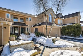 5 Sugar Maple Ln, Hardyston Twp., NJ 07419