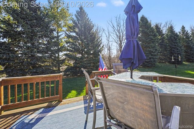 11143 Strathmore Court 14, Holly Township, MI 48439