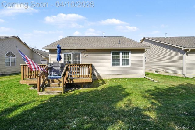 11143 Strathmore Court 14, Holly Township, MI 48439
