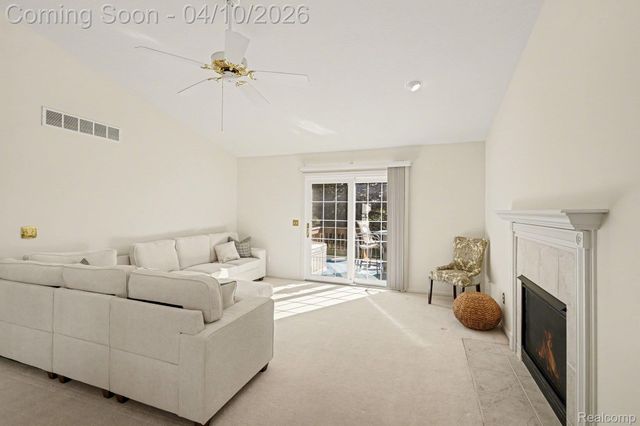 11143 Strathmore Court 14, Holly Township, MI 48439