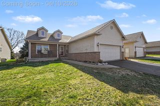 11143 Strathmore Court 14, Holly Township, MI 48439