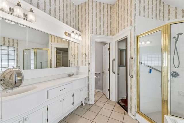 2109 NE 14th Street, Moore, OK 73160