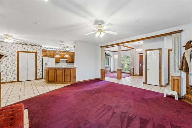 2109 NE 14th Street, Moore, OK 73160