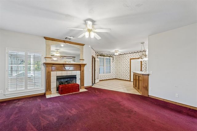 2109 NE 14th Street, Moore, OK 73160