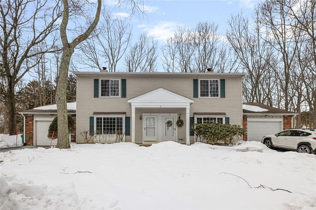 2 Eagle Run, Warwick, RI 02818