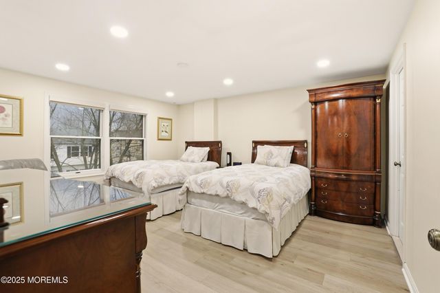 134 5th Street, Lakewood, NJ 08701