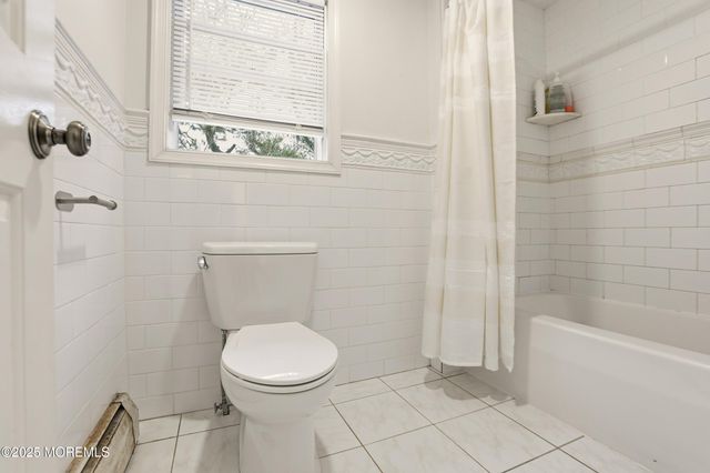 134 5th Street, Lakewood, NJ 08701