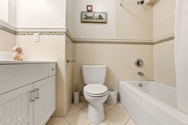 134 5th Street, Lakewood, NJ 08701