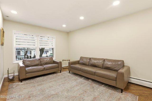 134 5th Street, Lakewood, NJ 08701