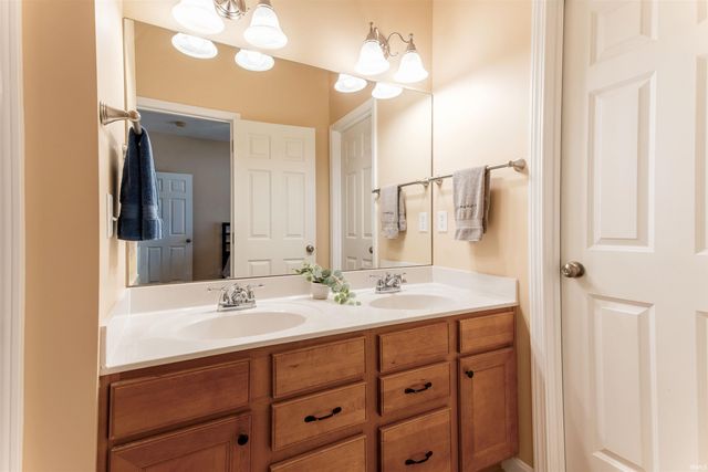 4510 Winsley Cove, Evansville, IN 47725