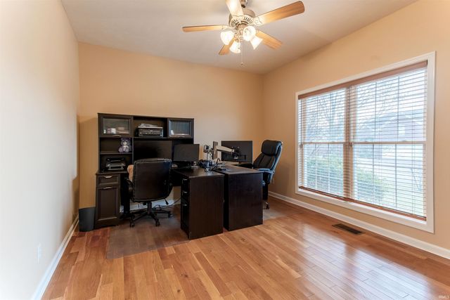 4510 Winsley Cove, Evansville, IN 47725