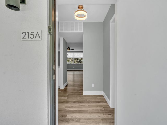 4025 N Federal Highway N 215a, Oakland Park, FL 33308