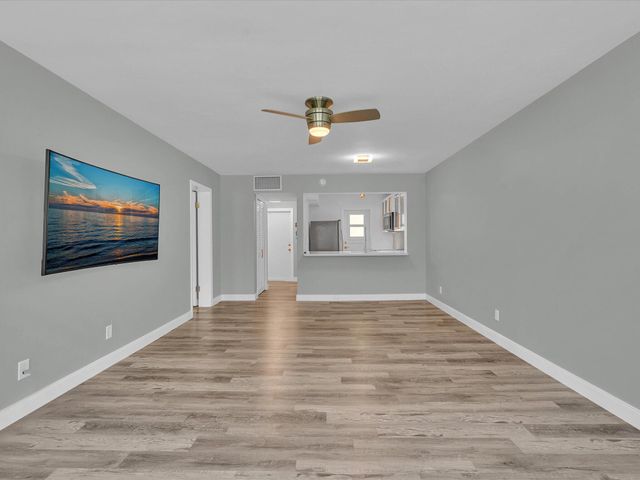 4025 N Federal Highway N 215a, Oakland Park, FL 33308