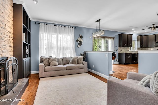 24 Naples Avenue, Cliffwood, NJ 07721