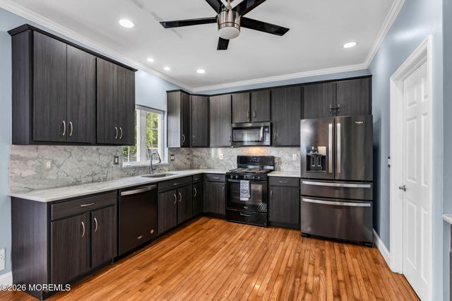 24 Naples Avenue, Cliffwood, NJ 07721