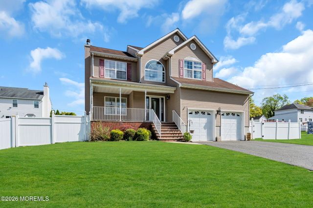 24 Naples Avenue, Cliffwood, NJ 07721
