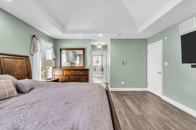 24 Naples Avenue, Cliffwood, NJ 07721