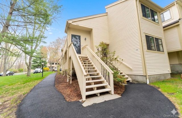 239 Deer Hill Road S, South Salem, NY 10590