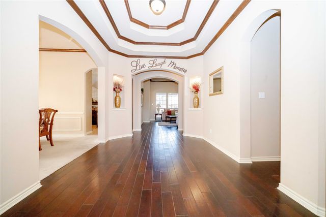 204 Wisteria Way, Red Oak, TX 75154