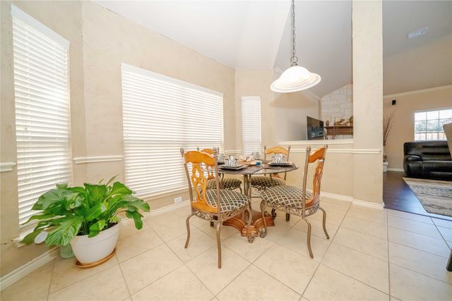 204 Wisteria Way, Red Oak, TX 75154