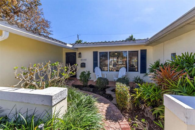 2120 NE 31st Street, Lighthouse Point, FL 33064