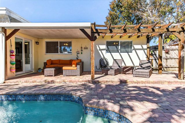 2120 NE 31st Street, Lighthouse Point, FL 33064