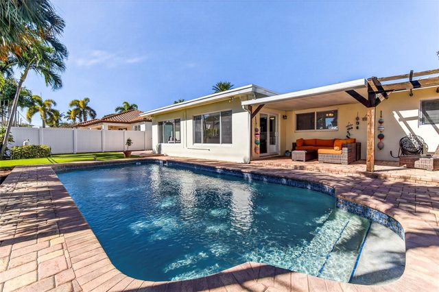 2120 NE 31st Street, Lighthouse Point, FL 33064